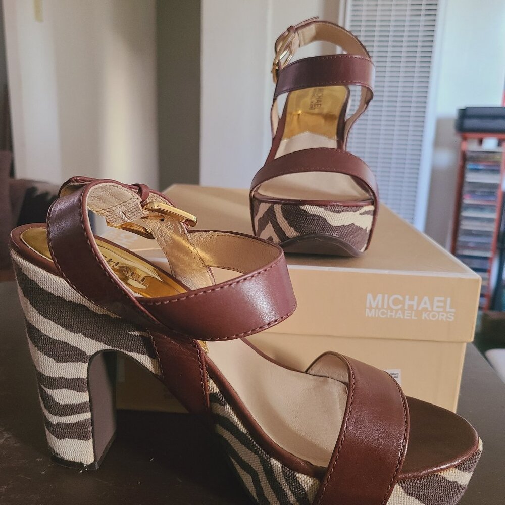 Michael Kors- IVANA SANDALS